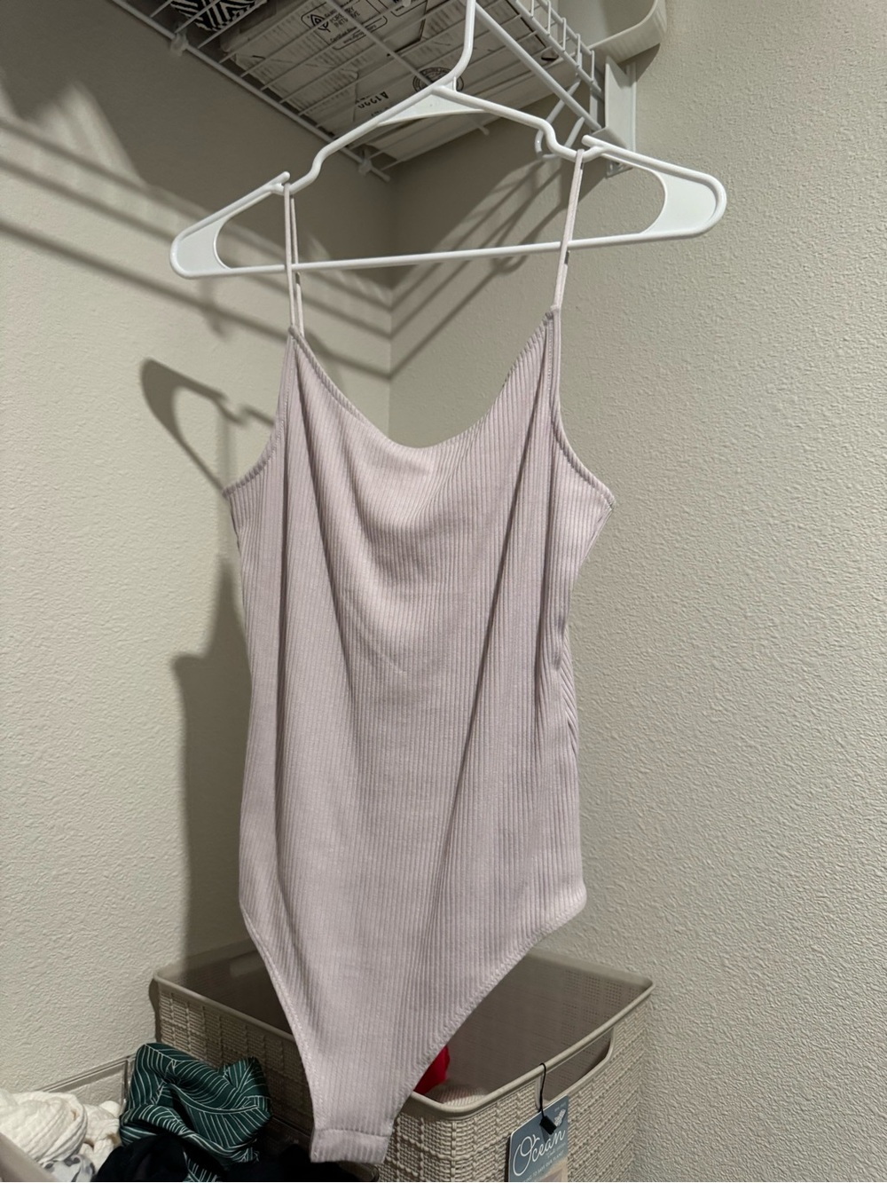 H&M Ribbed Spaghetti-Strap Bodysuit - Light Mauve